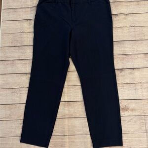 Amazon Essentials Women's Navy Crop Pants
